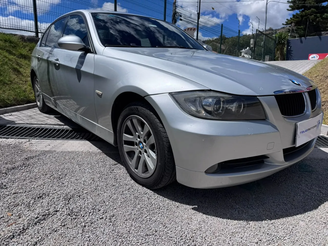 BMW 320i 2.0 2006